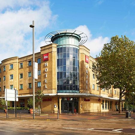 Ibis London Stratford Hotel Екстериор снимка
