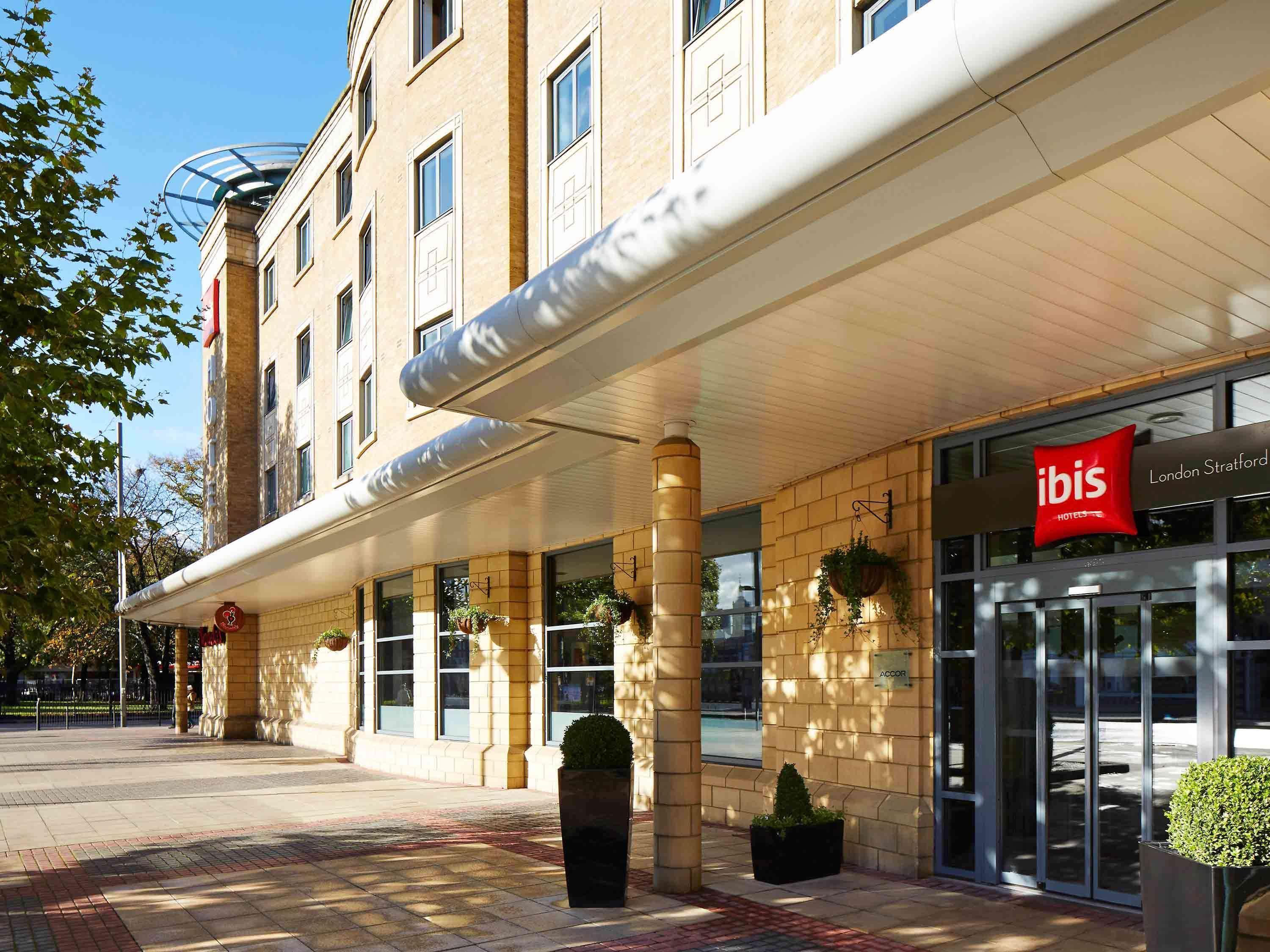 Ibis London Stratford Hotel Екстериор снимка